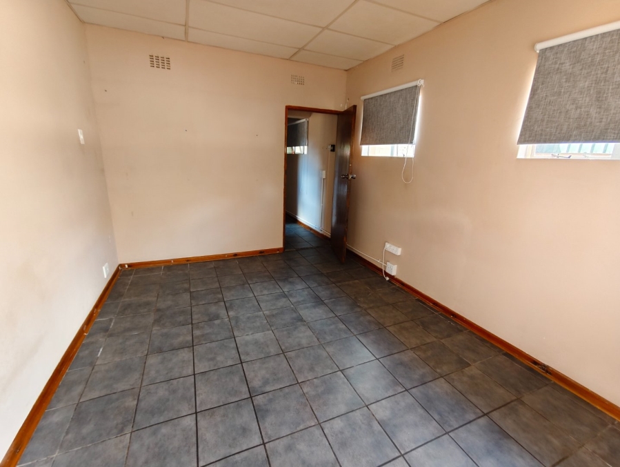 To Let 2 Bedroom Property for Rent in Wilgehof Free State